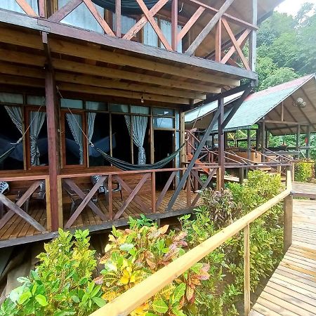 Piedra Piedra Lodge Nuquí エクステリア 写真